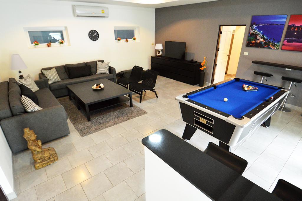 Appartement Ruamchok Ocean View à Pattaya Extérieur photo