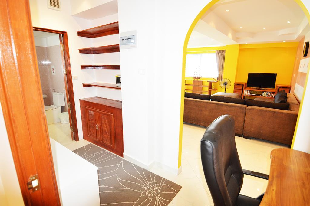 Appartement Ruamchok Ocean View à Pattaya Extérieur photo