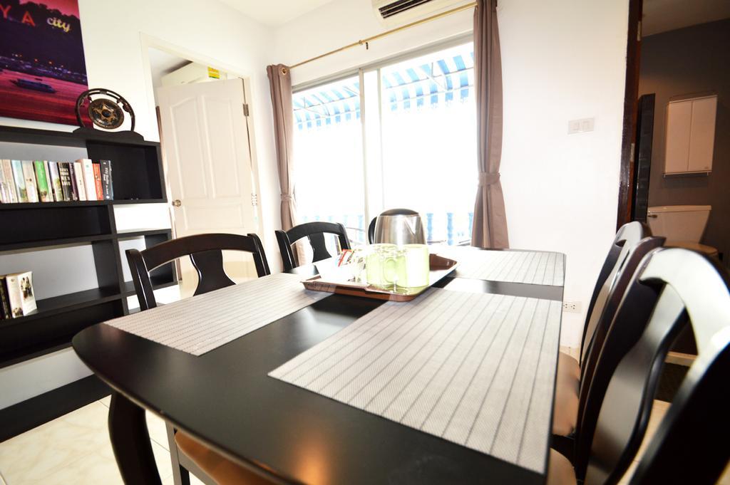 Appartement Ruamchok Ocean View à Pattaya Extérieur photo