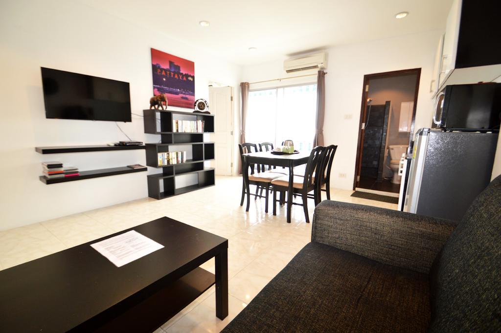 Appartement Ruamchok Ocean View à Pattaya Extérieur photo