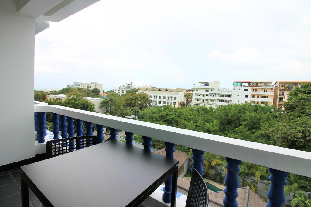 Appartement Ruamchok Ocean View à Pattaya Extérieur photo