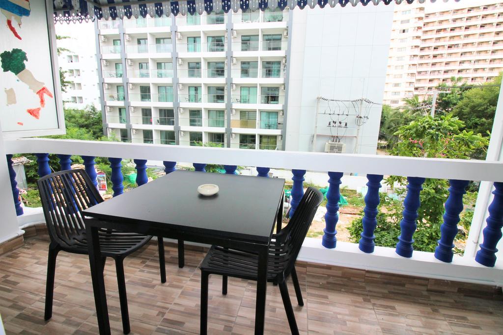 Appartement Ruamchok Ocean View à Pattaya Extérieur photo